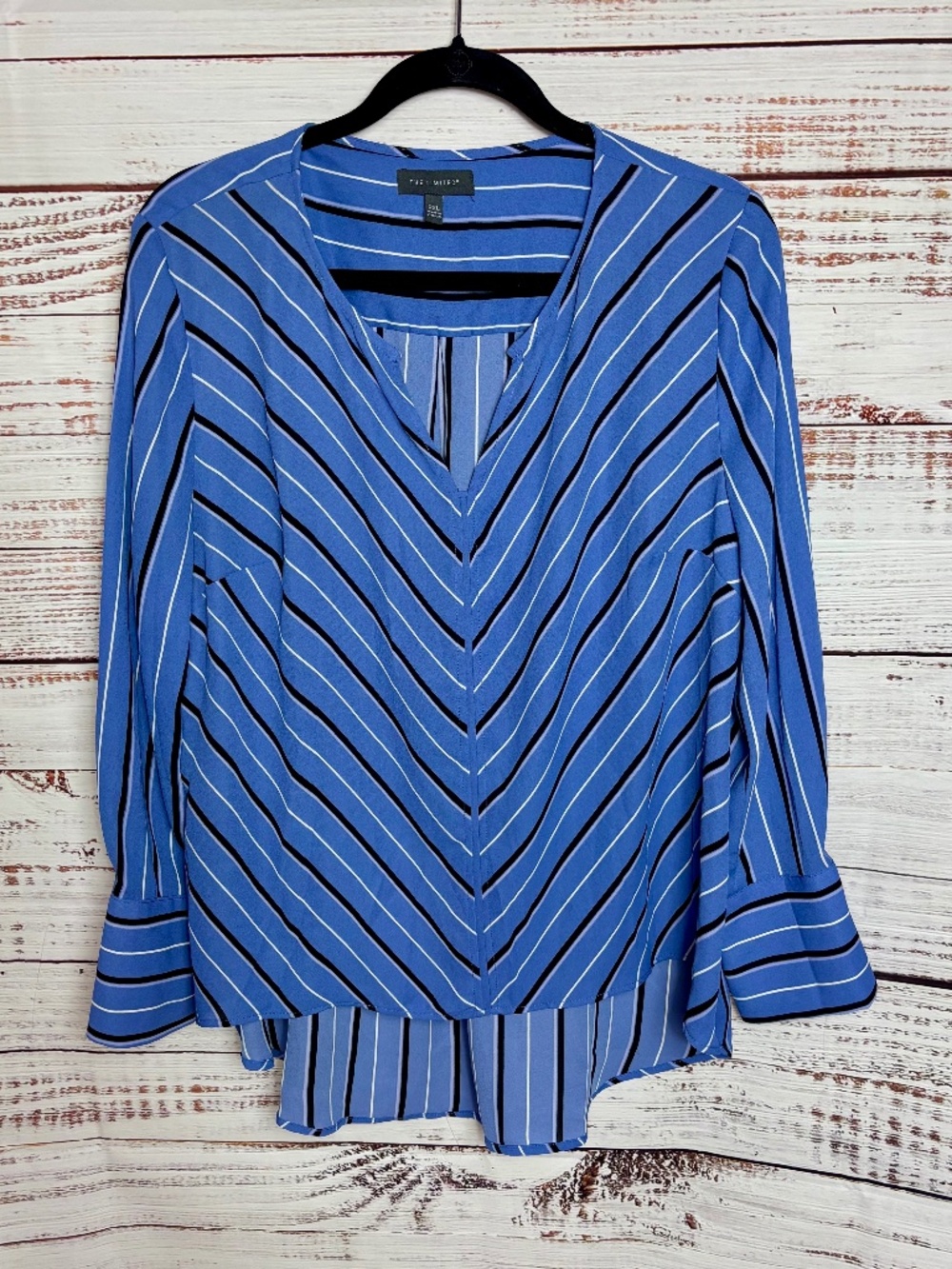 The Limited diagonal stripes blue black and white size PXL